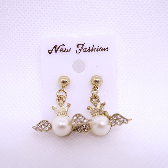 💎4/25💎NOS Vintage Retro Angel Wings Crown White Pearl Pierced Stud Earrings - Picture 1 of 2